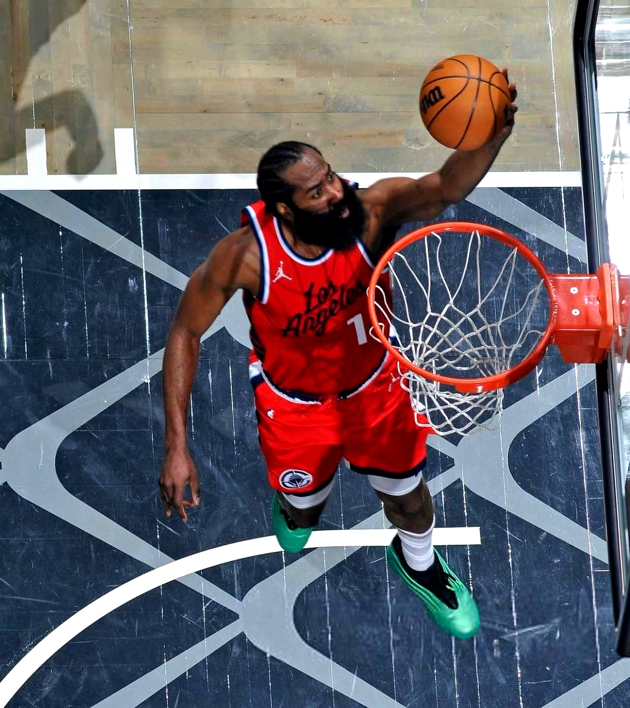 哈登新星重返赛场表现突出，掘金前途光明！引发球迷热议的简单介绍-kaiyun